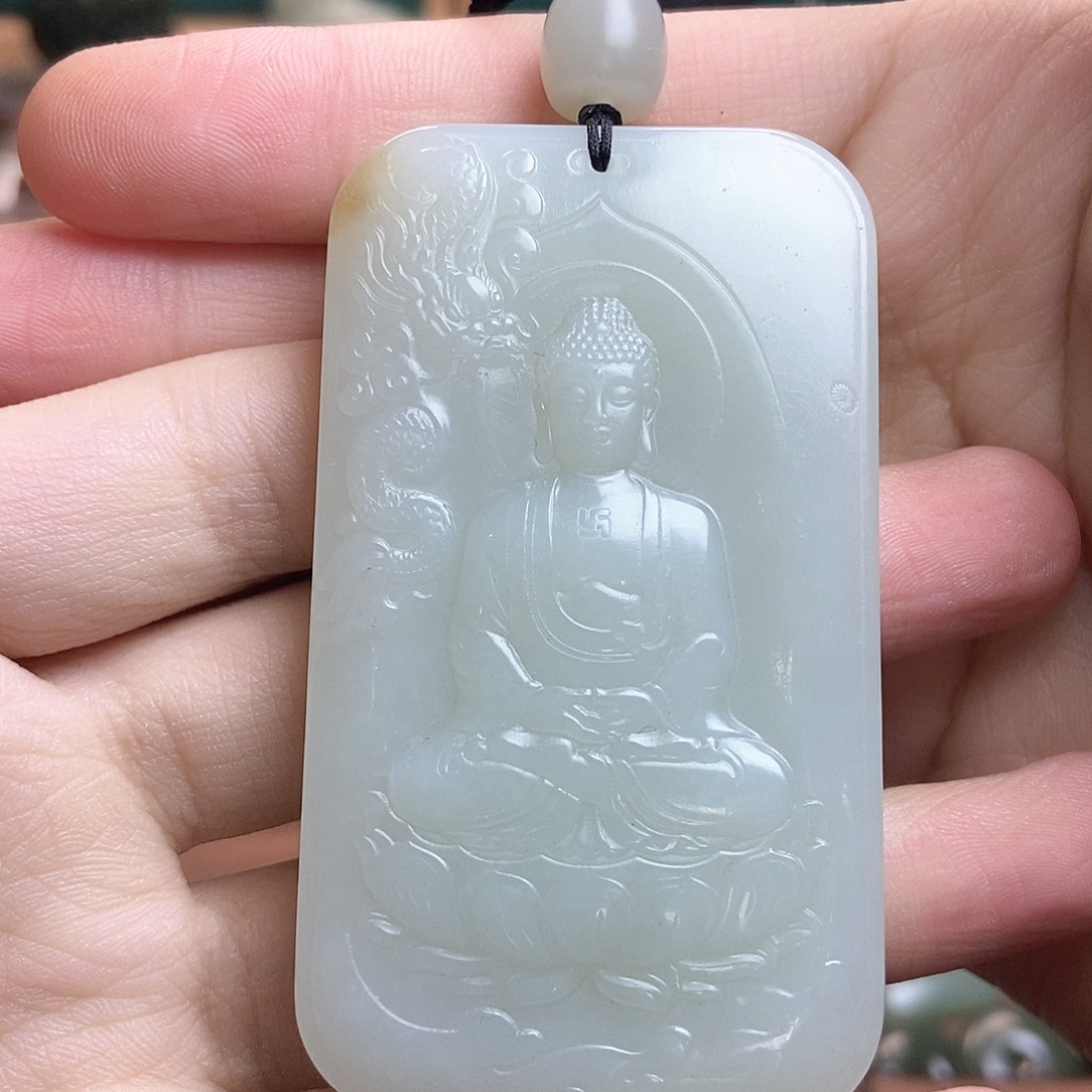 和田玉（糖玉）颈饰未镶嵌