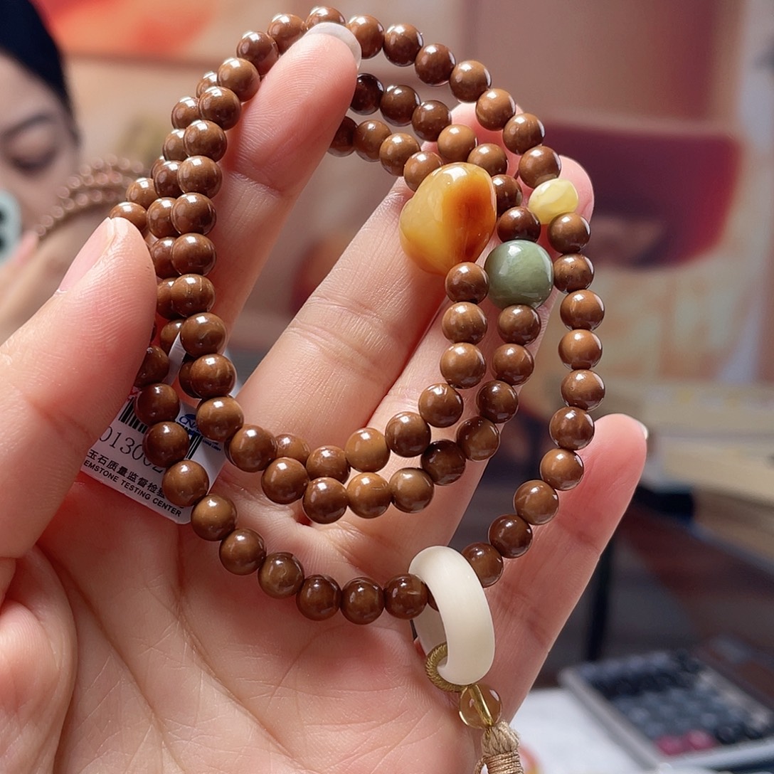 琥珀未镶嵌裸石手串