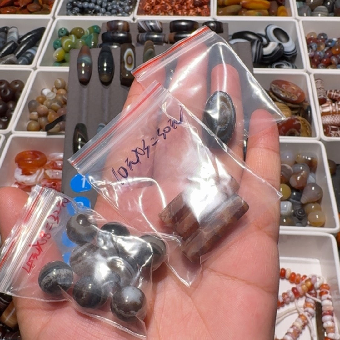 玛瑙/玉髓未镶嵌珠宝半成品