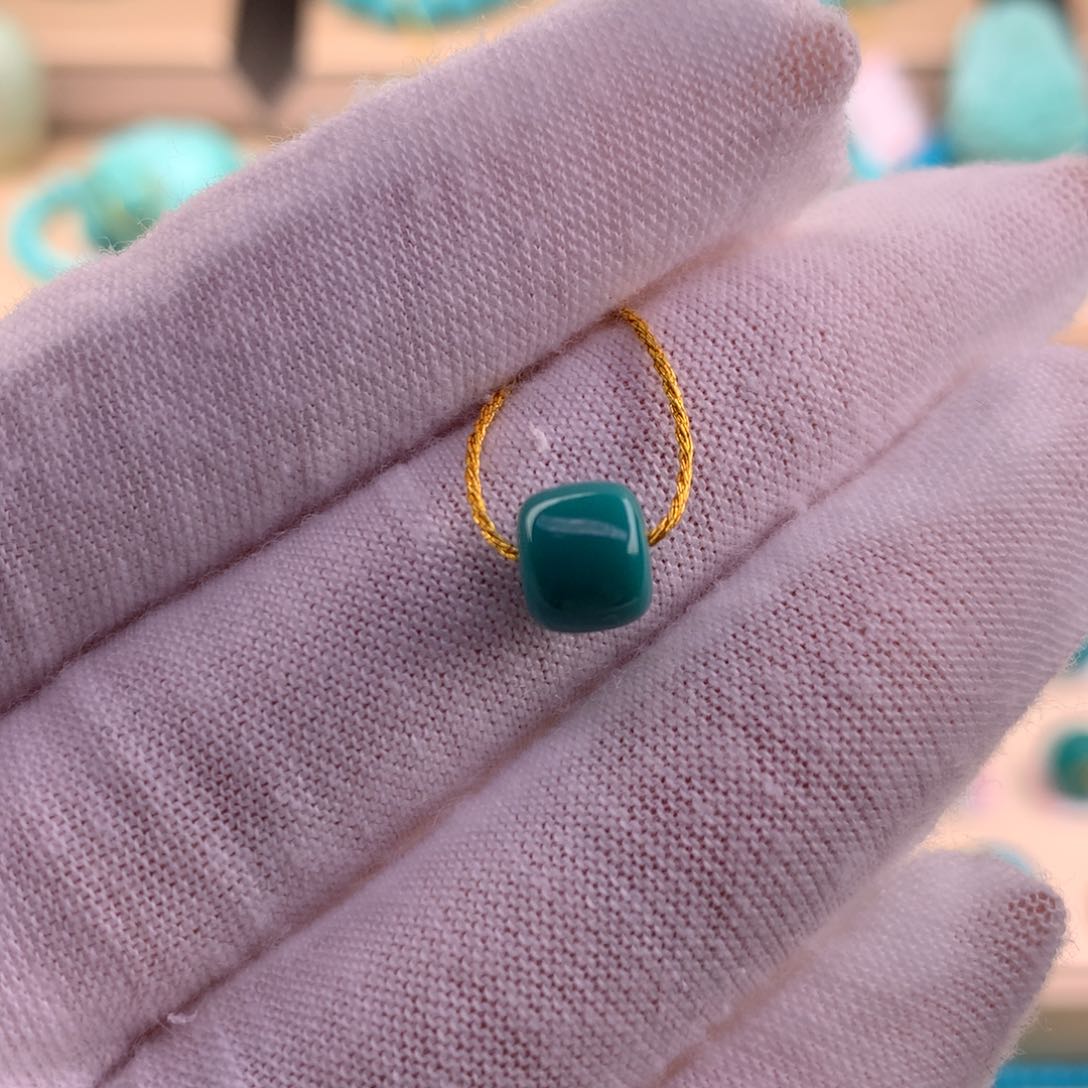 绿松石珠宝奇石未镶嵌7.2×6.1