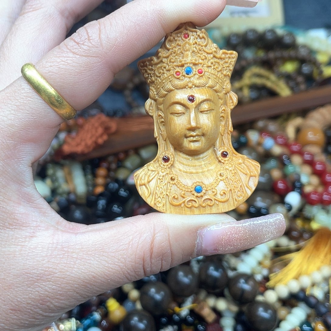 维腊木（绿檀）无事牌