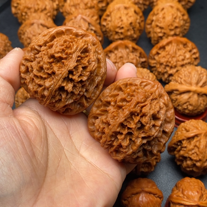 【闪购商品】文玩核桃把件47大花