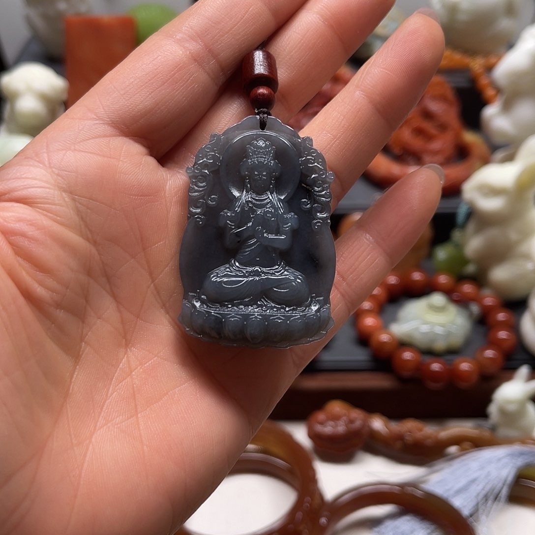 蛇纹石玉吊坠羊和猴未镶嵌