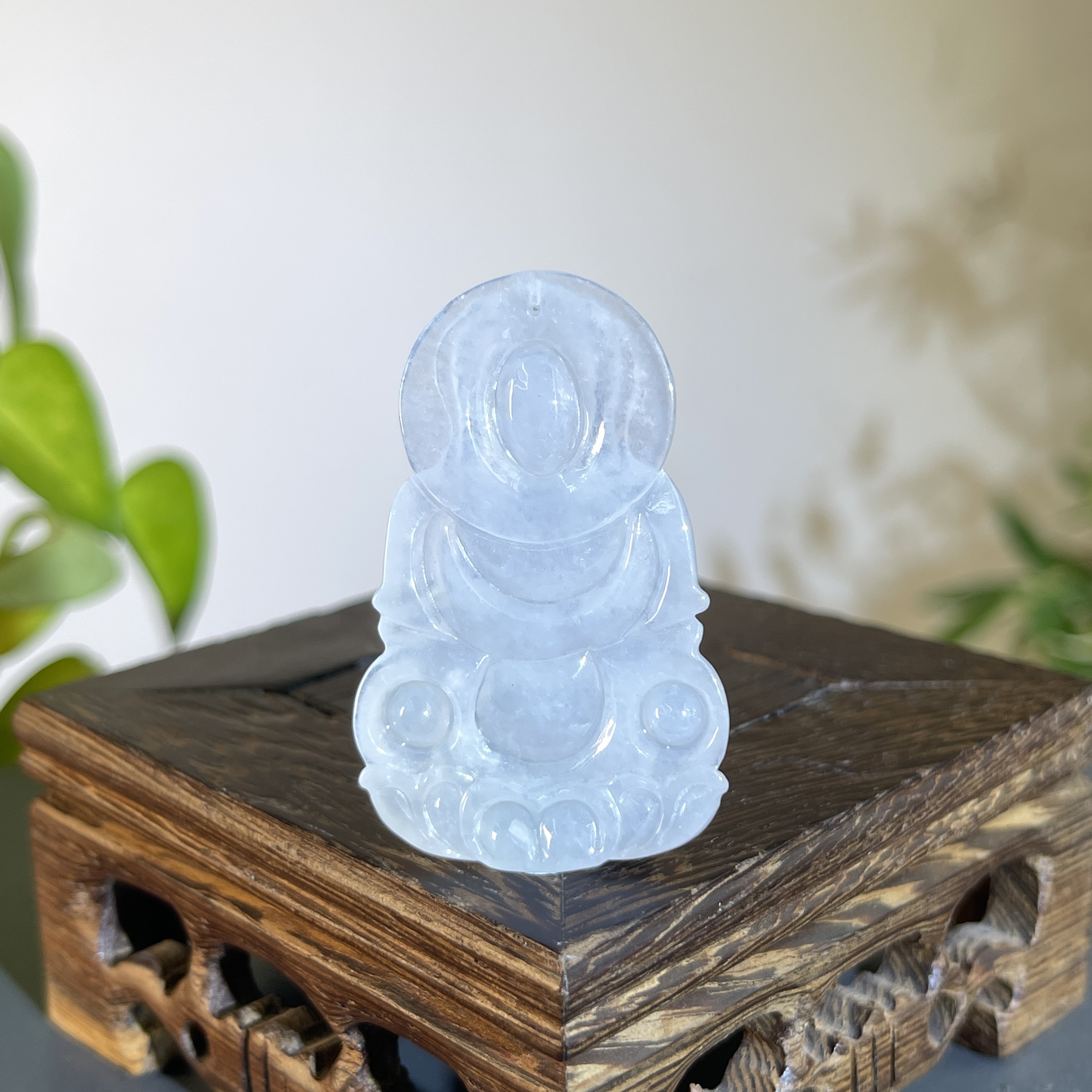 JXA01-265 天然缅甸翡翠A货 正装观音