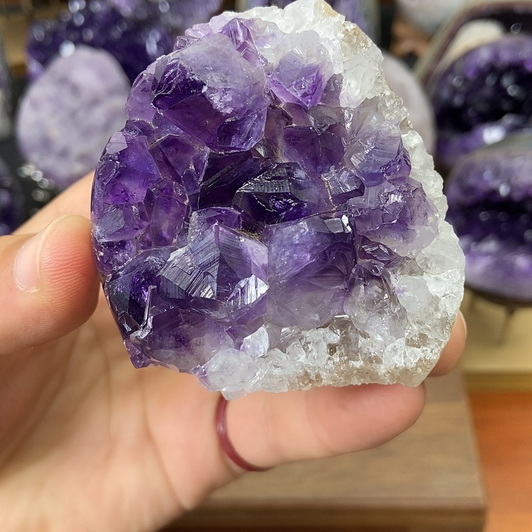 未镶嵌大型摆件（非配饰）紫晶