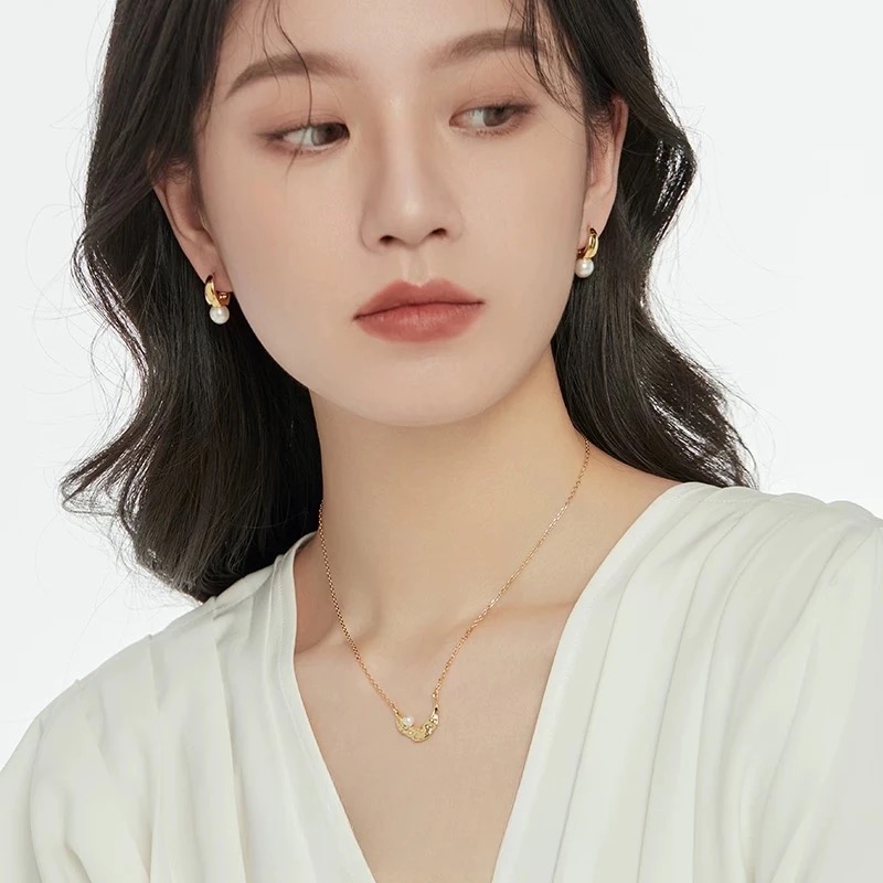 铜合金仿珍珠耳饰 气质轻奢时尚百搭小众简约ins精致耳环QC2571