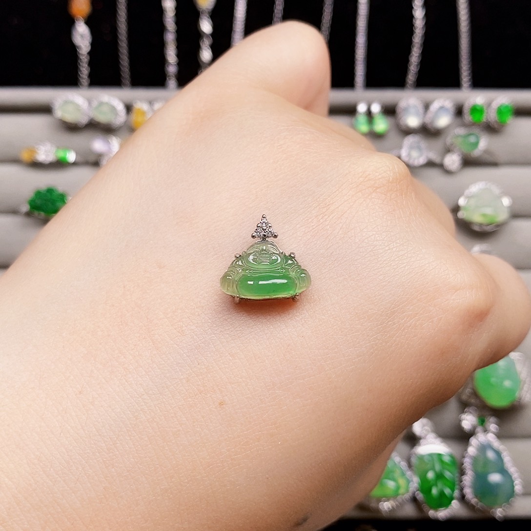 翡翠银S925镶嵌颈饰佛公