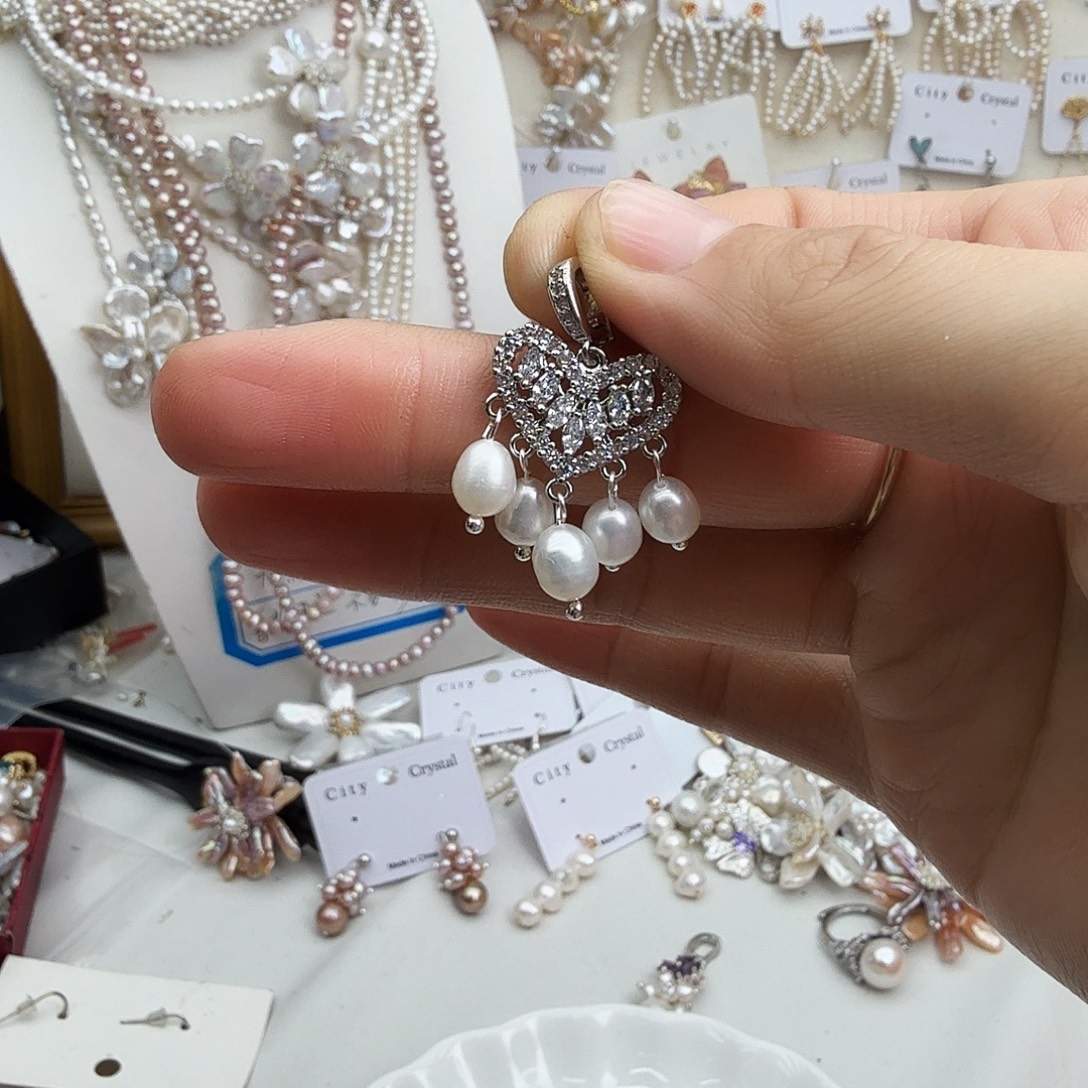 颈饰淡水珍珠未镶嵌