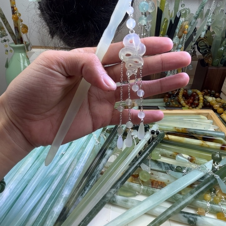 蛇纹石玉发饰未镶嵌