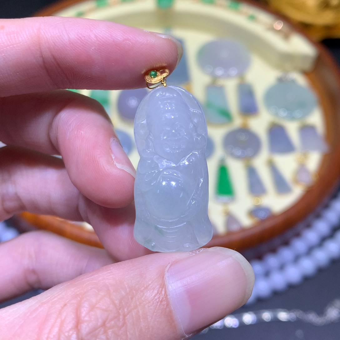 翡翠吊坠(不含链)18K金镶嵌