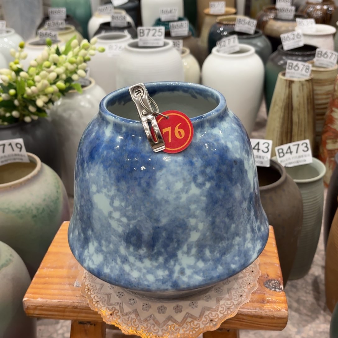 摆件76 景德镇陶瓷花瓶高19口11