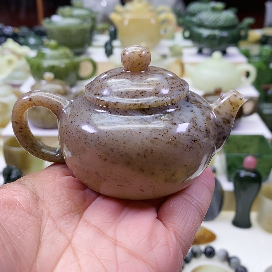 和田玉茶壶（微瑕）未镶嵌100ml