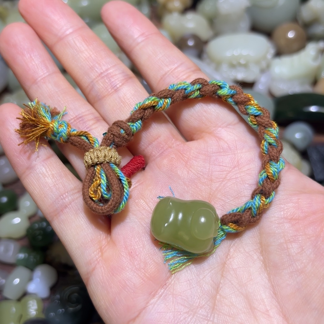 和田玉未镶嵌珠宝半成品