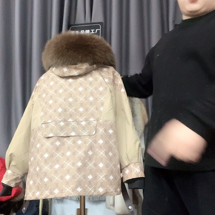 钛合金带子款fgghjjjjhhhgggf