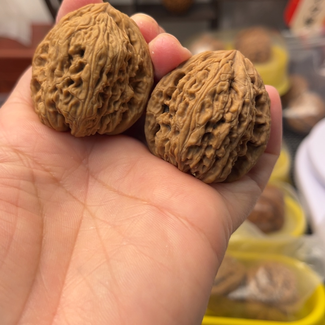 文玩核桃吊坠肖*南疆石
