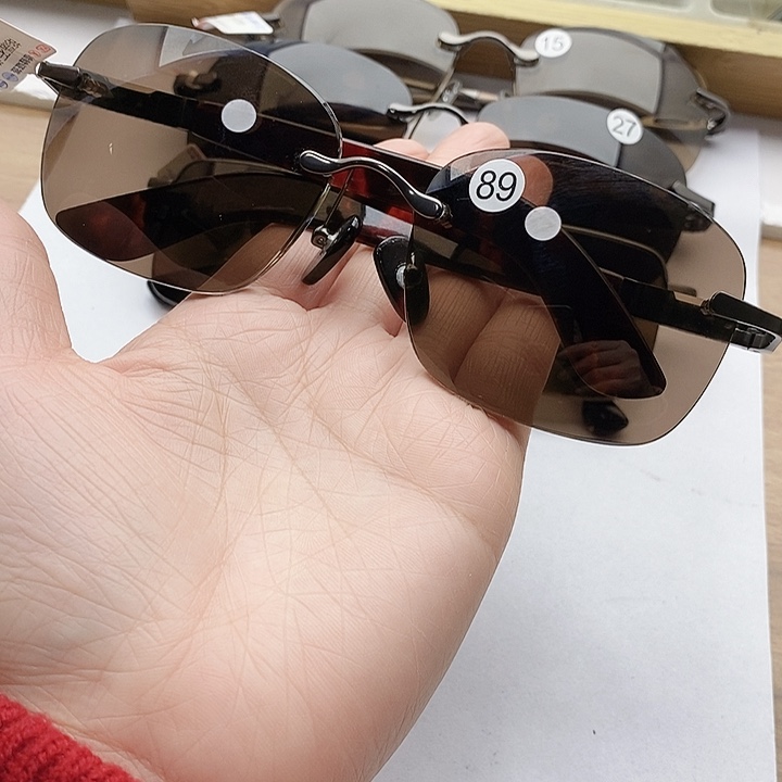 东***東水晶未镶嵌眼镜水晶眼镜