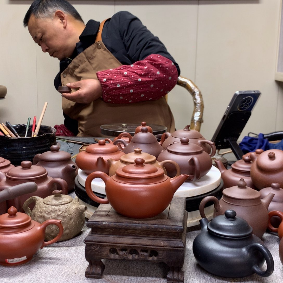 朱泥茶壶大亨水平150 C半手工制作