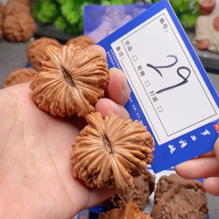 把件桃核43四座楼29号牌