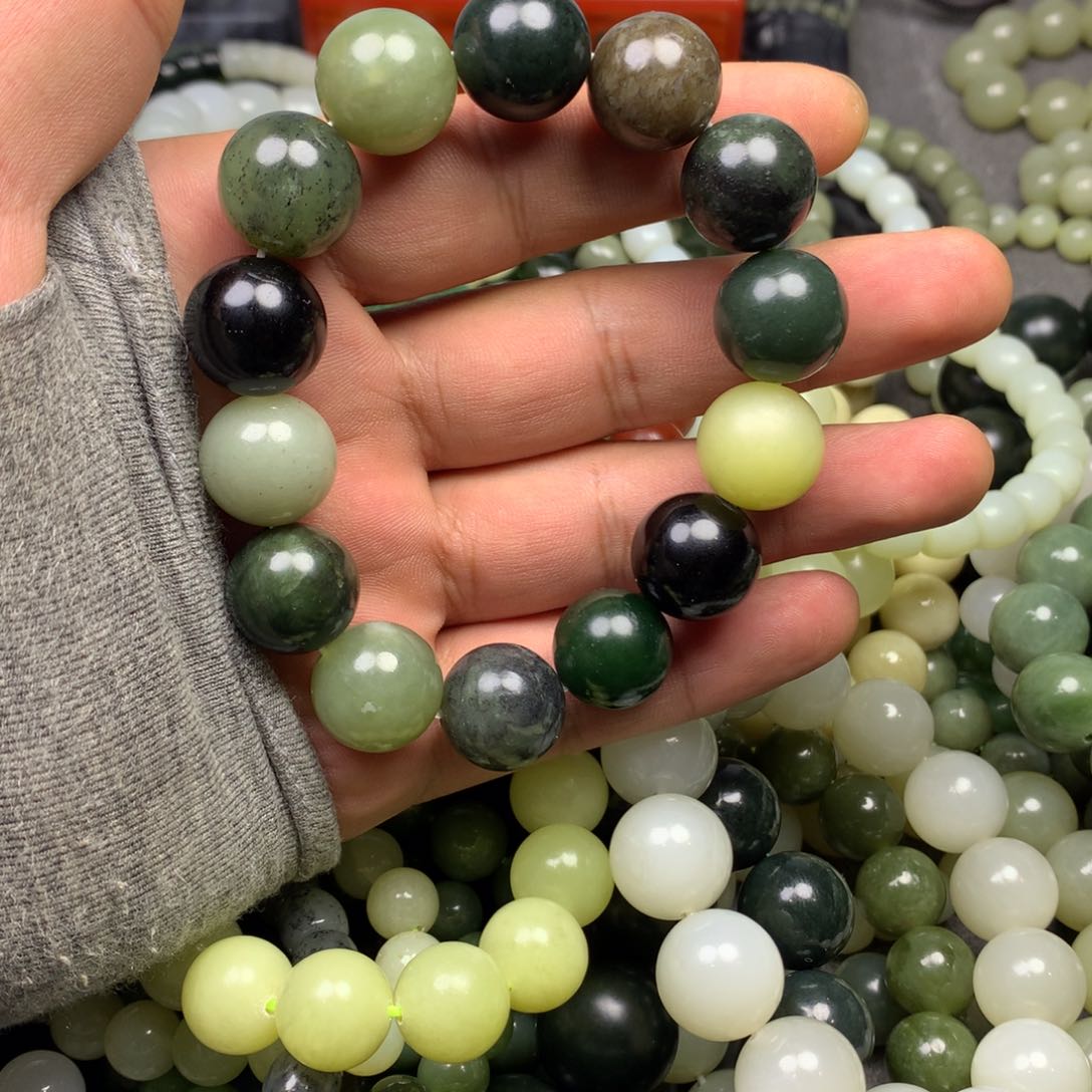 和田玉手链未镶嵌