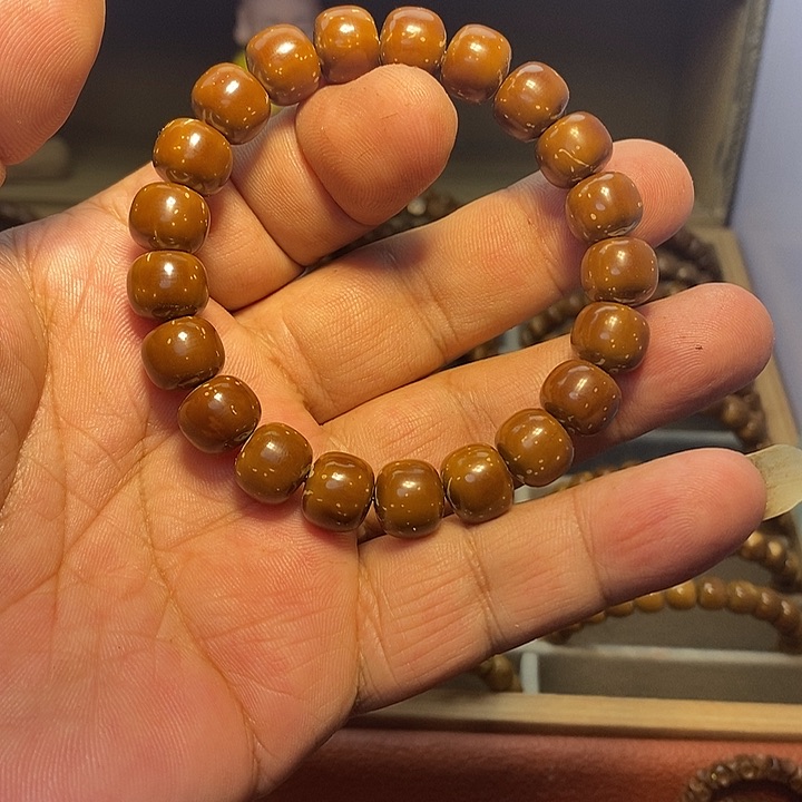 紫金鼠吊坠老**人实心紫金鼠手串