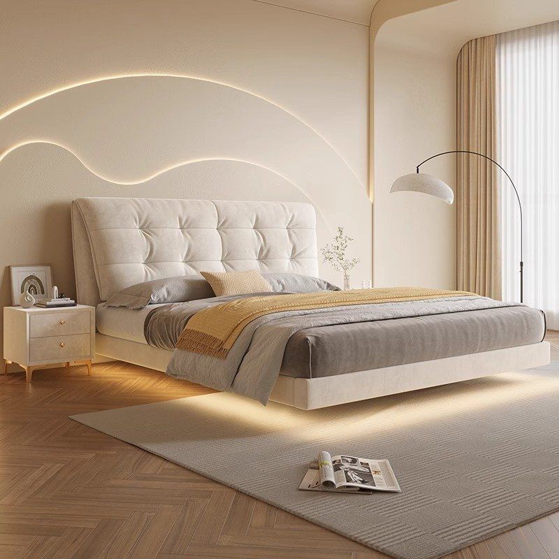 2025新款奶油风悬浮床科技布艺床1.5米1.8米床简约小户型主卧婚床