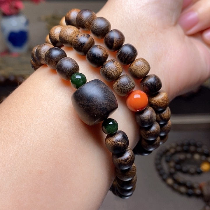 沉香手串越南芽庄瘤疤紫棋楠0.6✖️0.8➕配饰