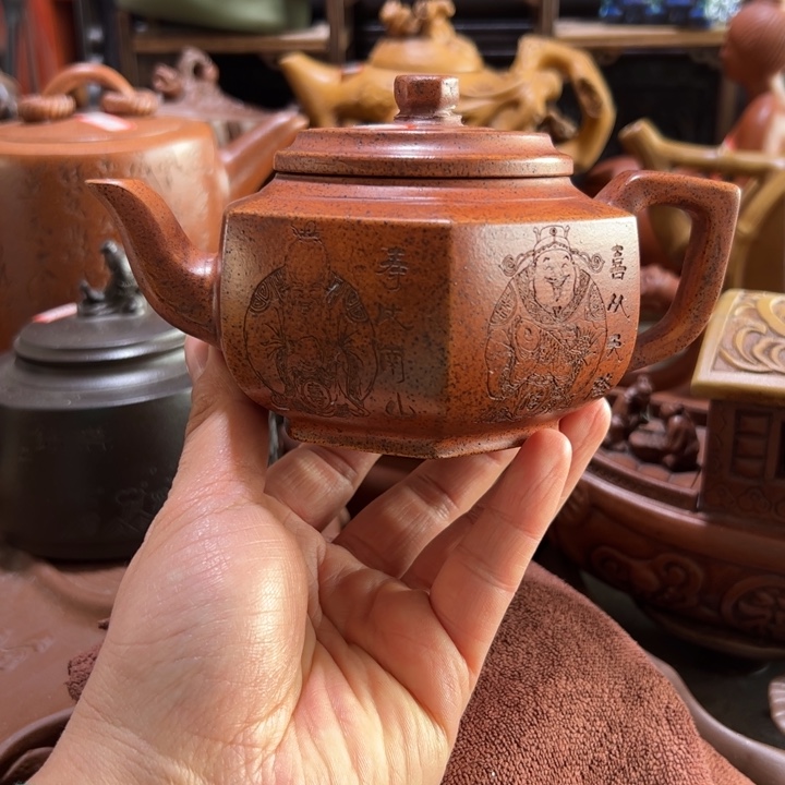 紫砂茶壶紫砂壶收藏起来吧