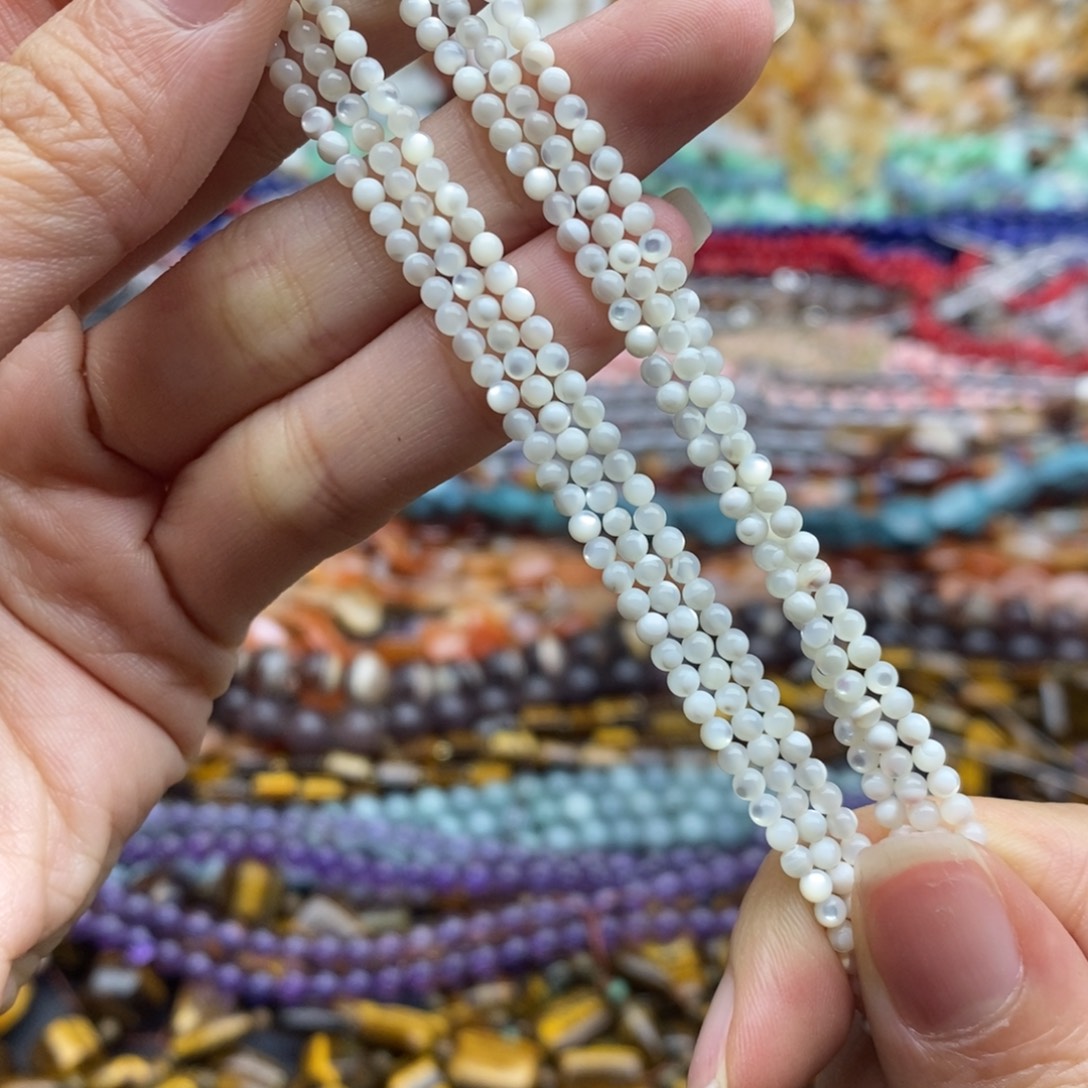 玛瑙/玉髓未镶嵌珠宝半成品一条纯天然白蝶贝圆珠2.5mm