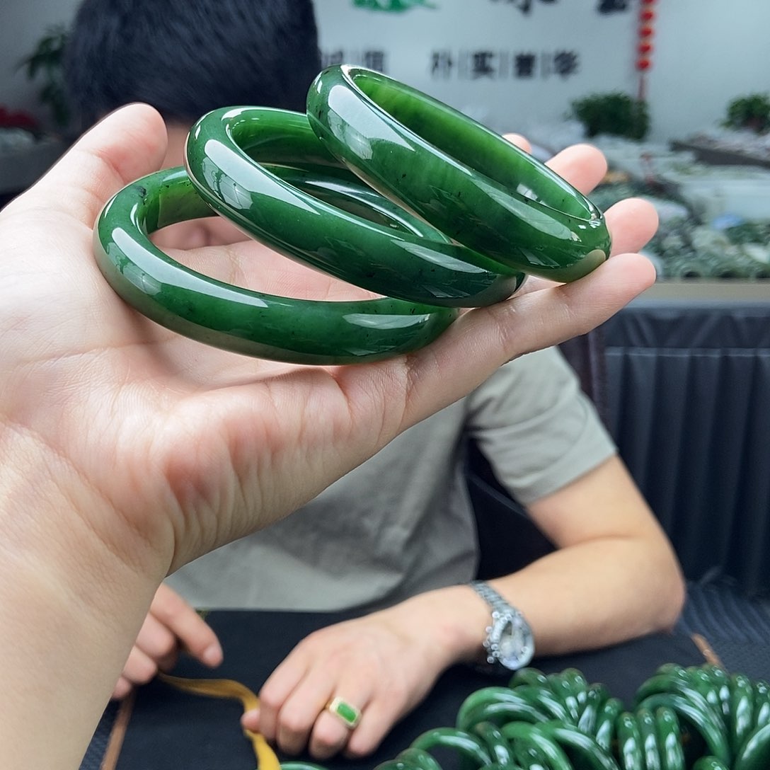 和田玉手镯未镶嵌54-63颜色多样性发拍一发一