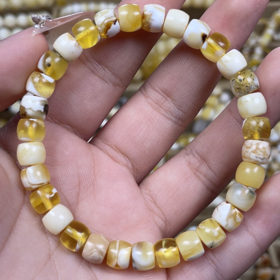 手绳琥珀未镶嵌7.3m