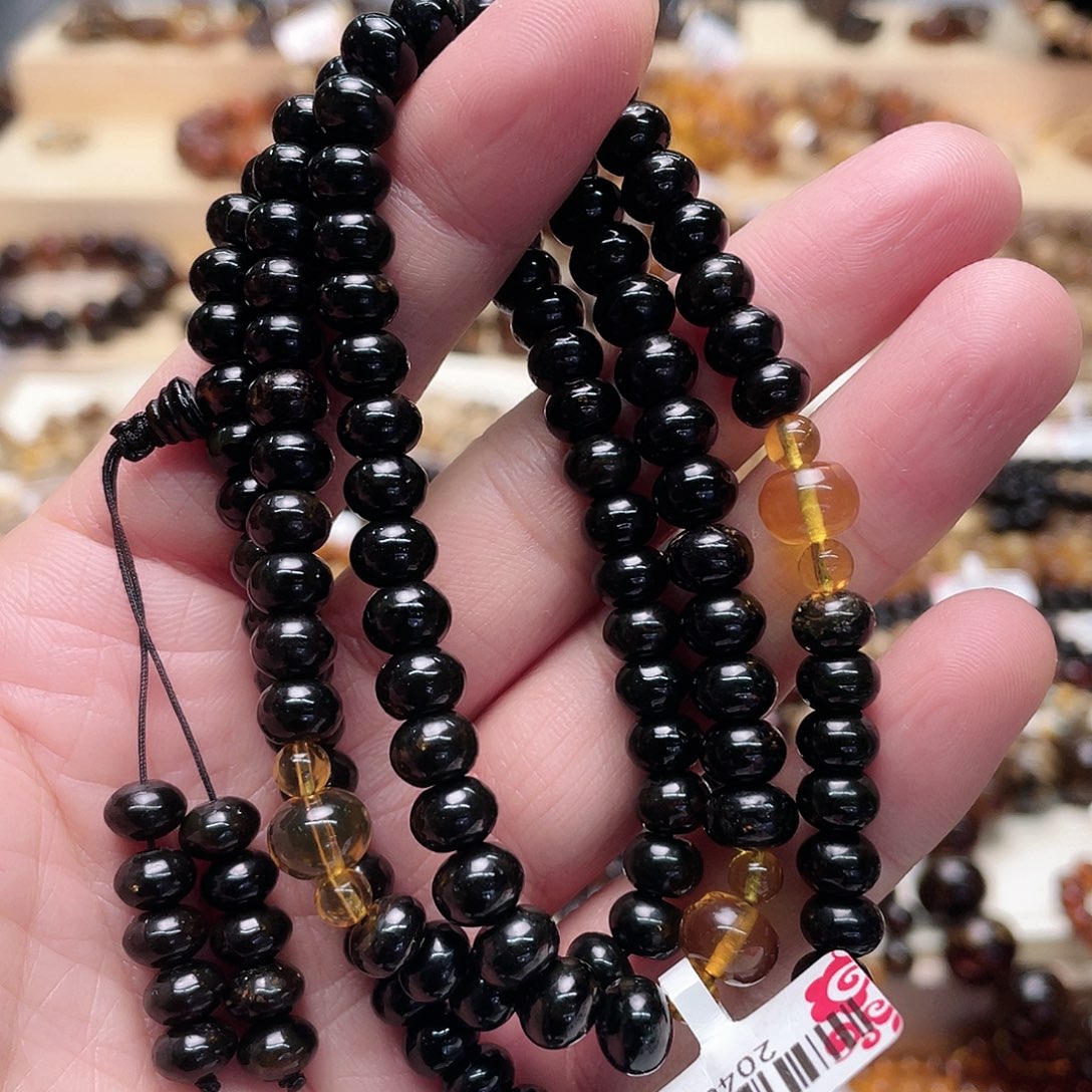 琥珀裸石未镶嵌七20460