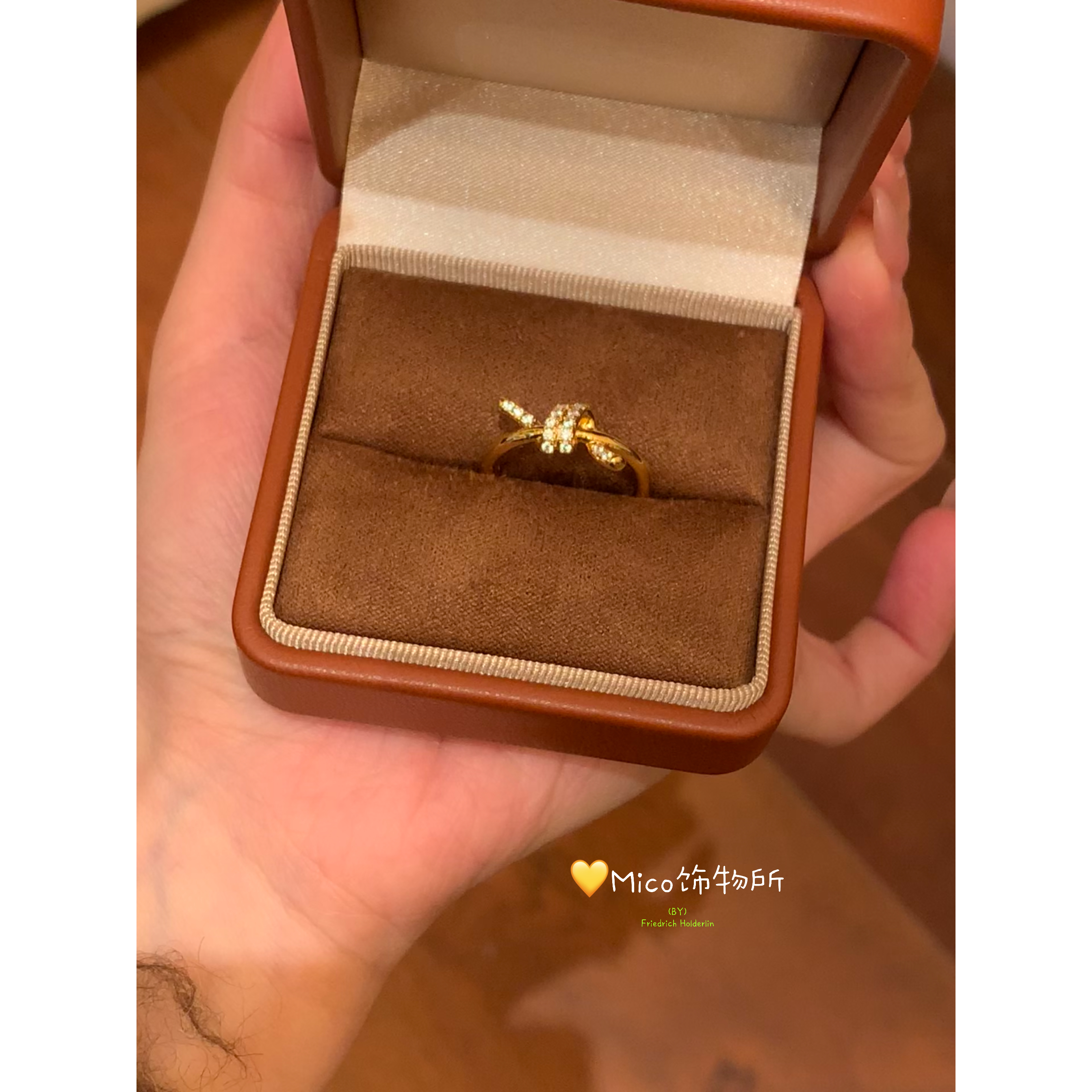 铜合金合成锆石戒指 金色扭结戒指女高级感M230