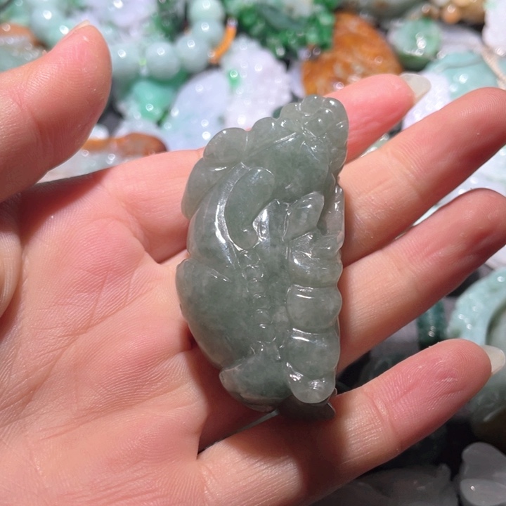 【闪购商品】翡翠颈饰未镶嵌天然翡翠