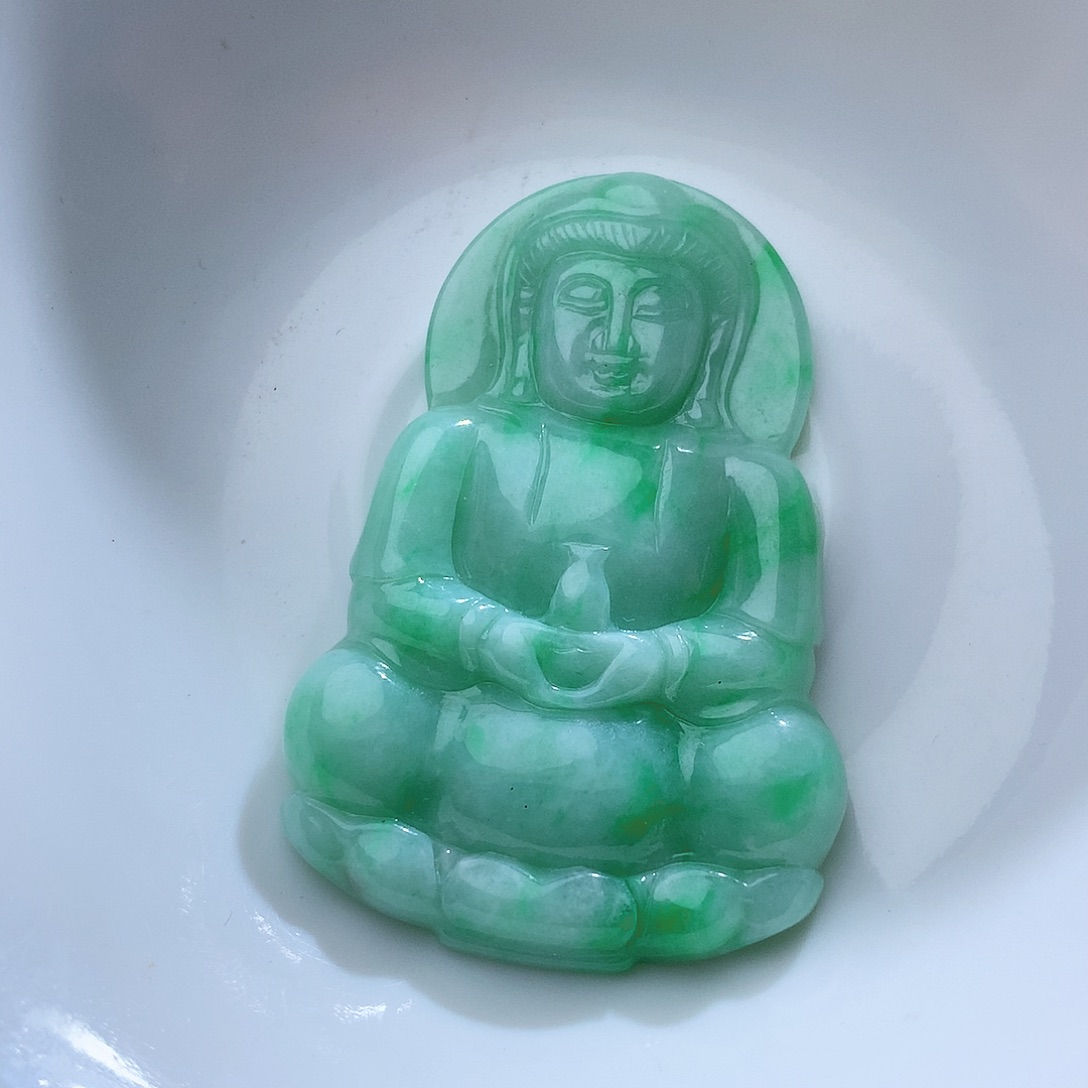 翡翠颈饰未镶嵌3409。