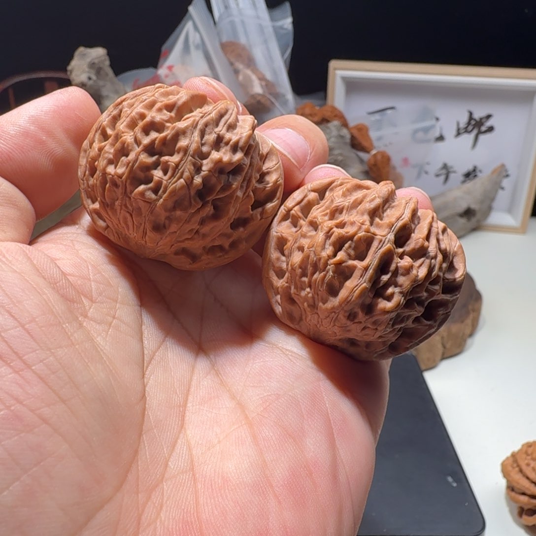 文玩核桃吊坠跳****面磨盘