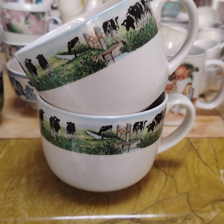 摆件陶瓷盘子碗啥都有