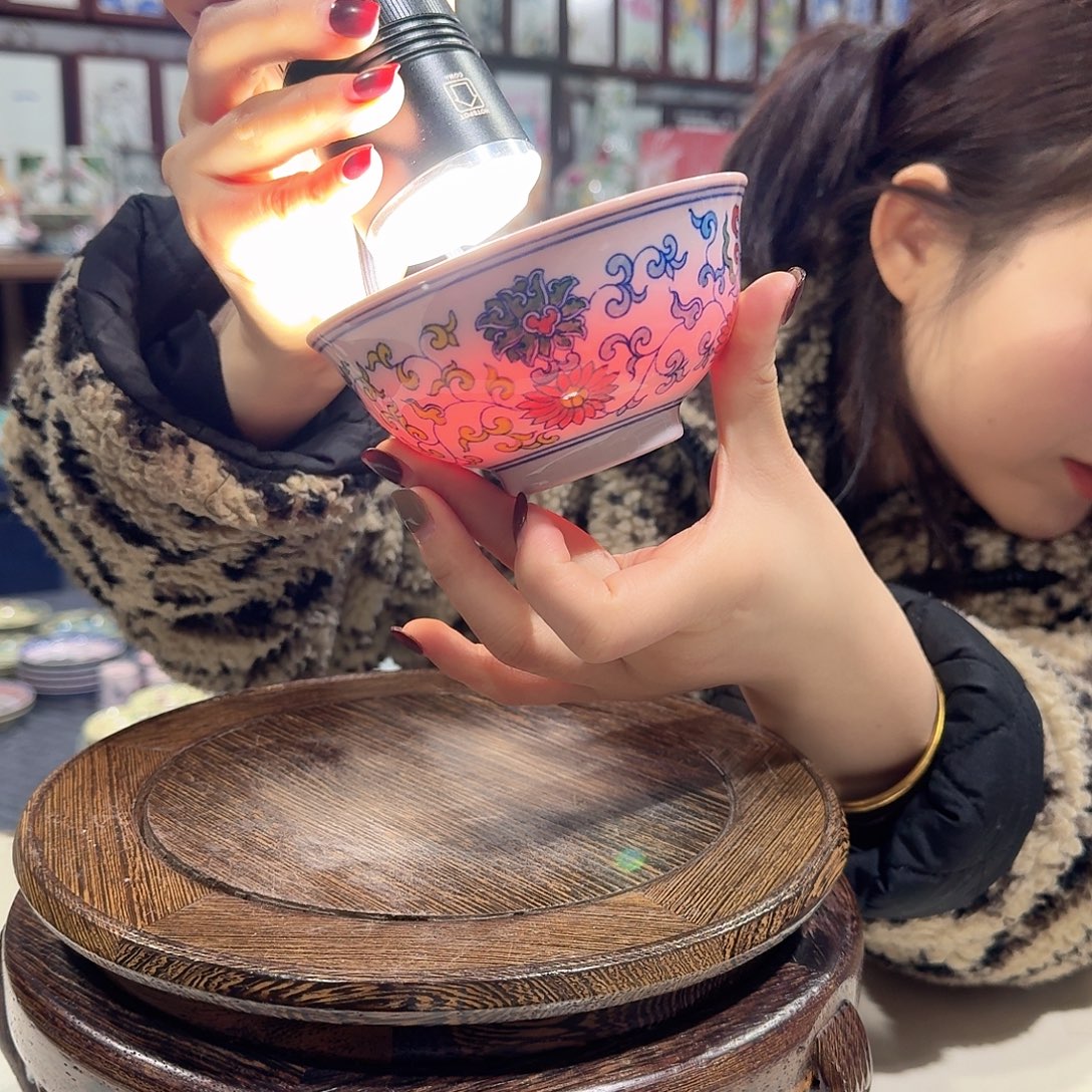 摆件瓷/////景德镇陶瓷瓷器。