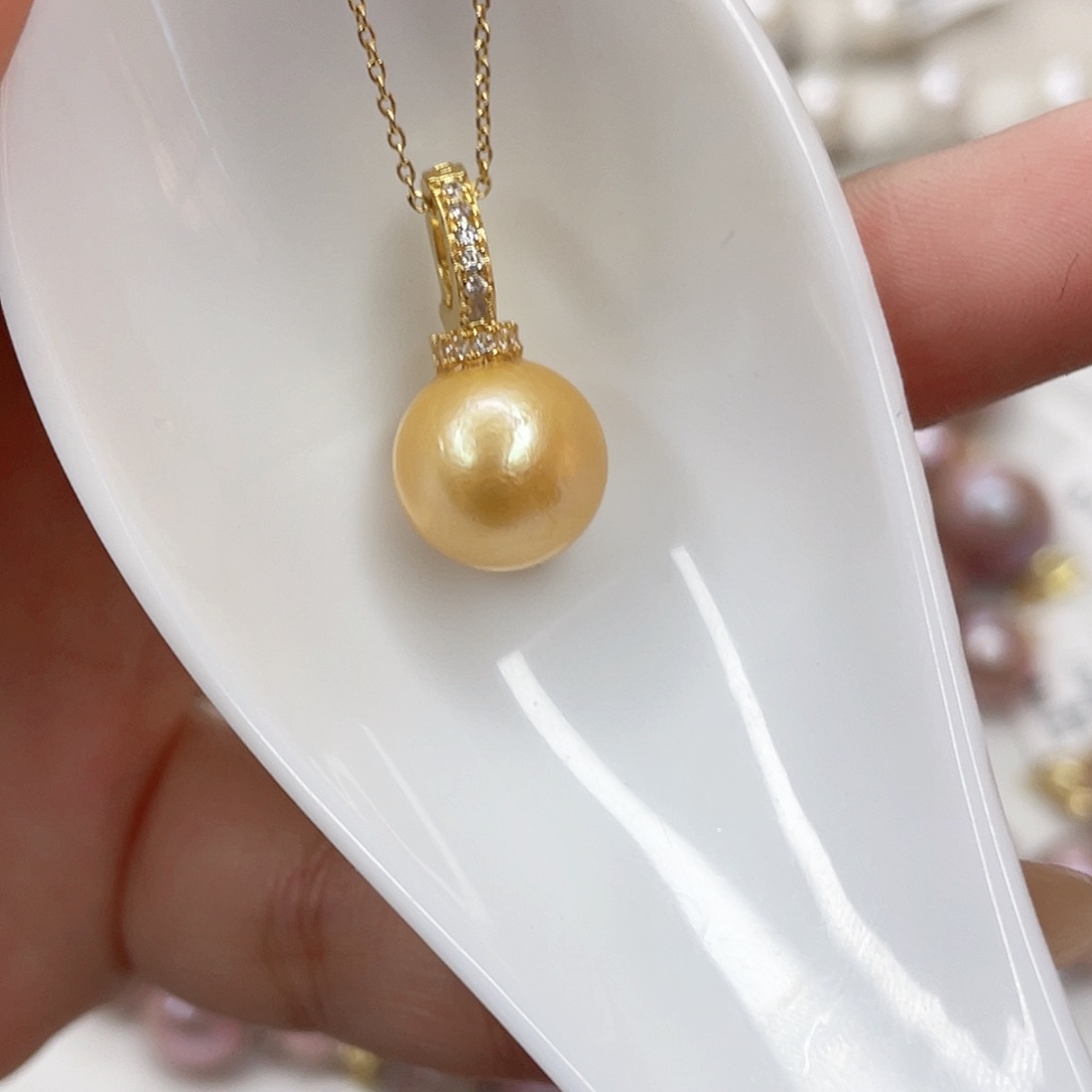 淡水珍珠未镶嵌吊坠(赠链)