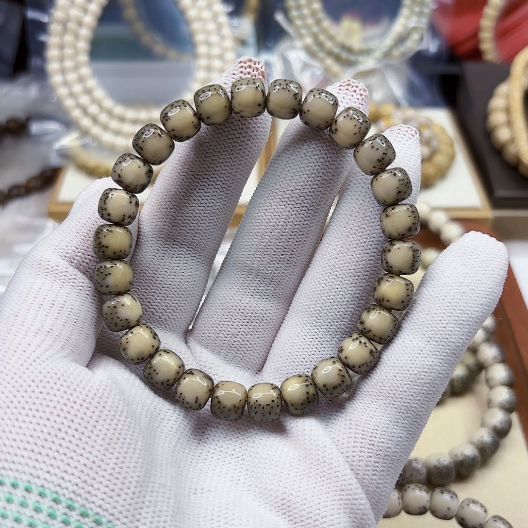 星月菩提吊坠锅*?河豚