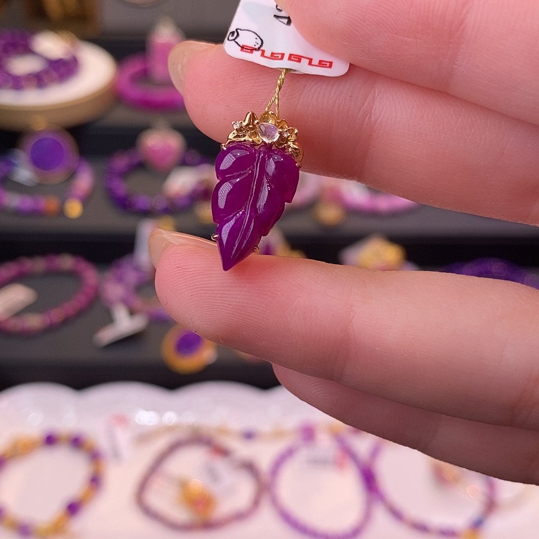 苏纪石（舒俱来）18K金镶嵌吊坠(不含链)