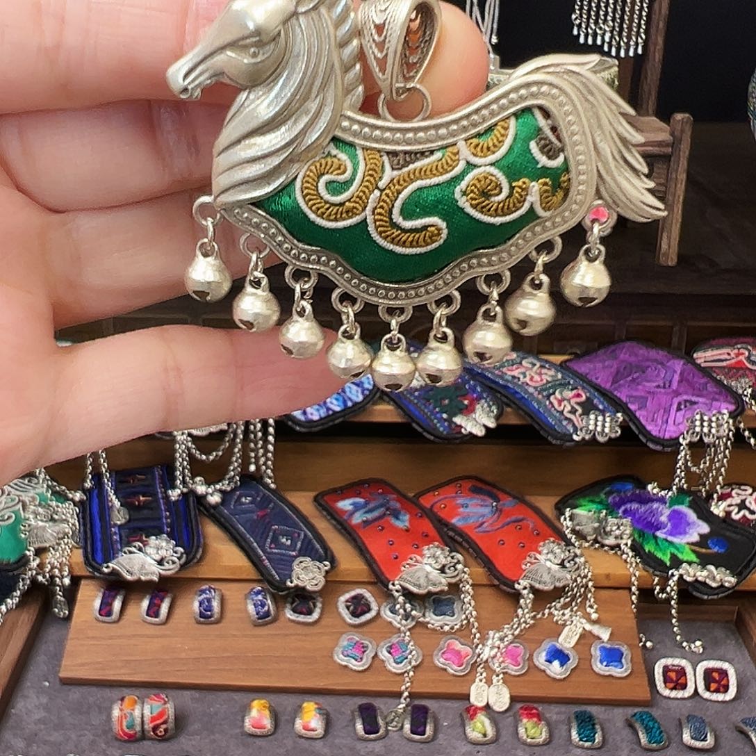织绣手工刺绣工艺品