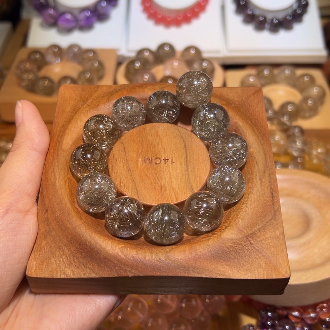 水晶手串未镶嵌半****g