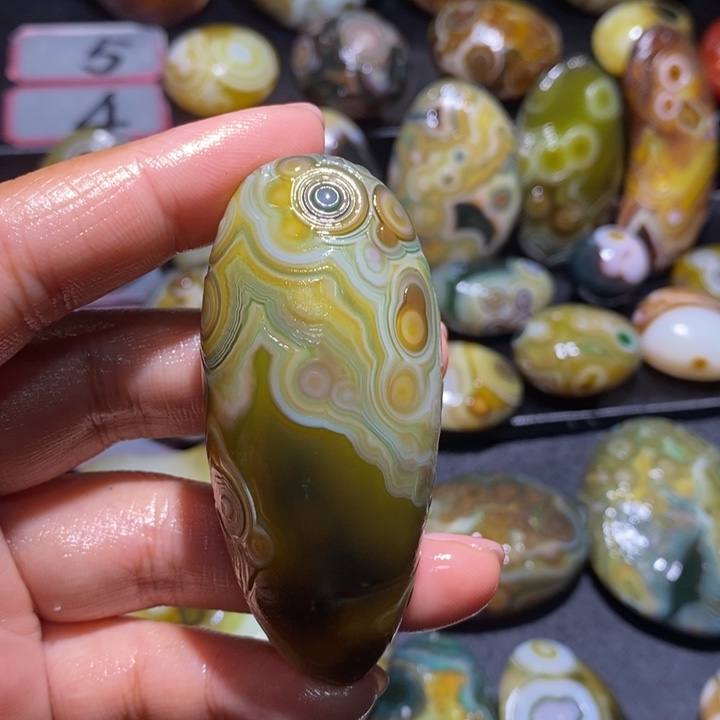 玛瑙/玉髓未镶嵌珠宝奇石122