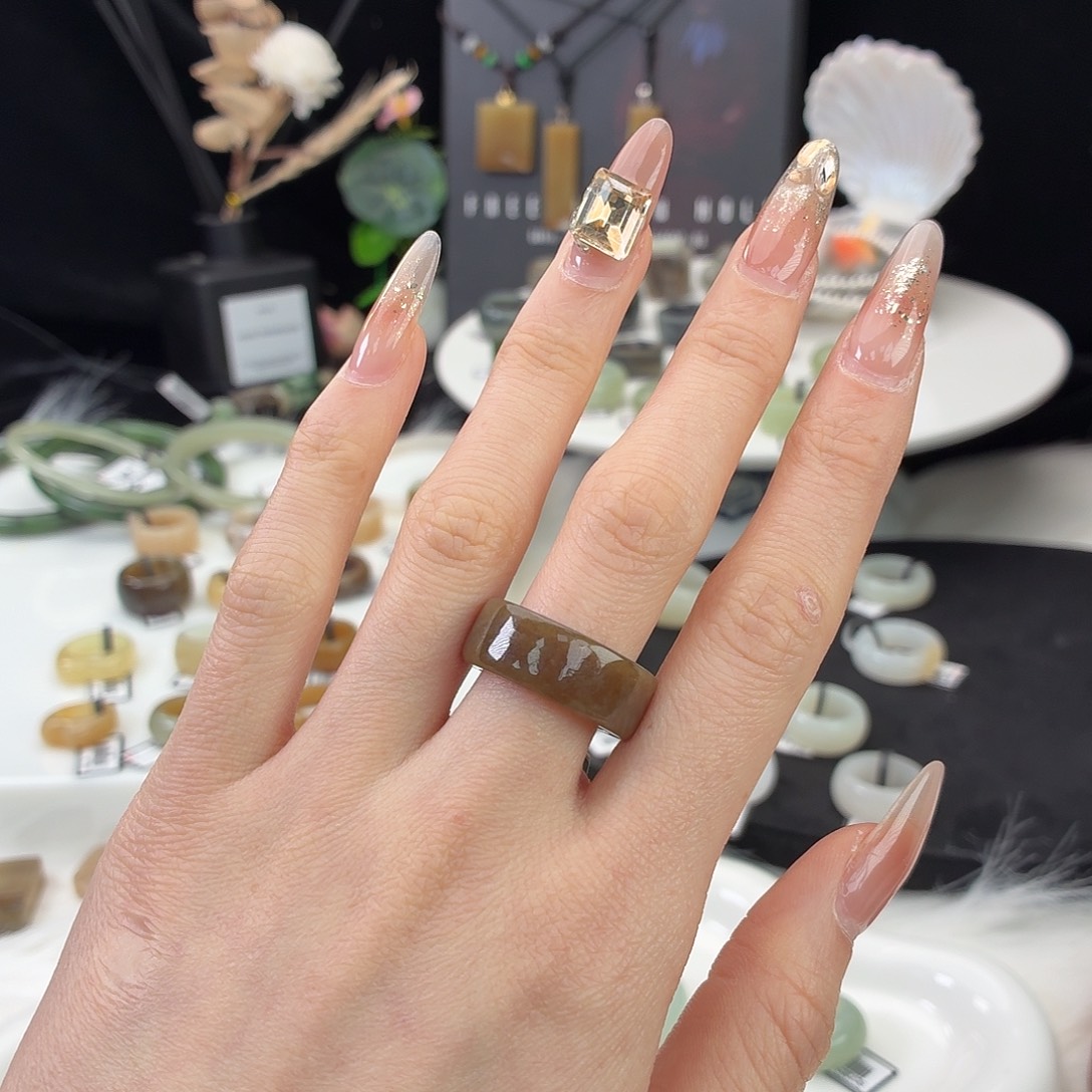 和田玉（糖玉）未镶嵌戒指j99红糖直切16.6