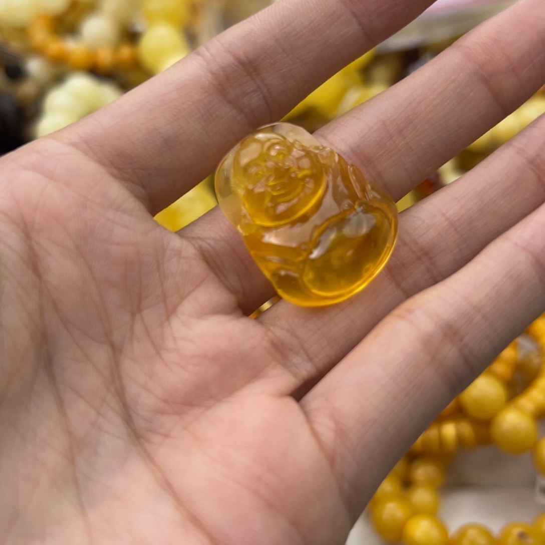 琥珀珠宝奇石未镶嵌