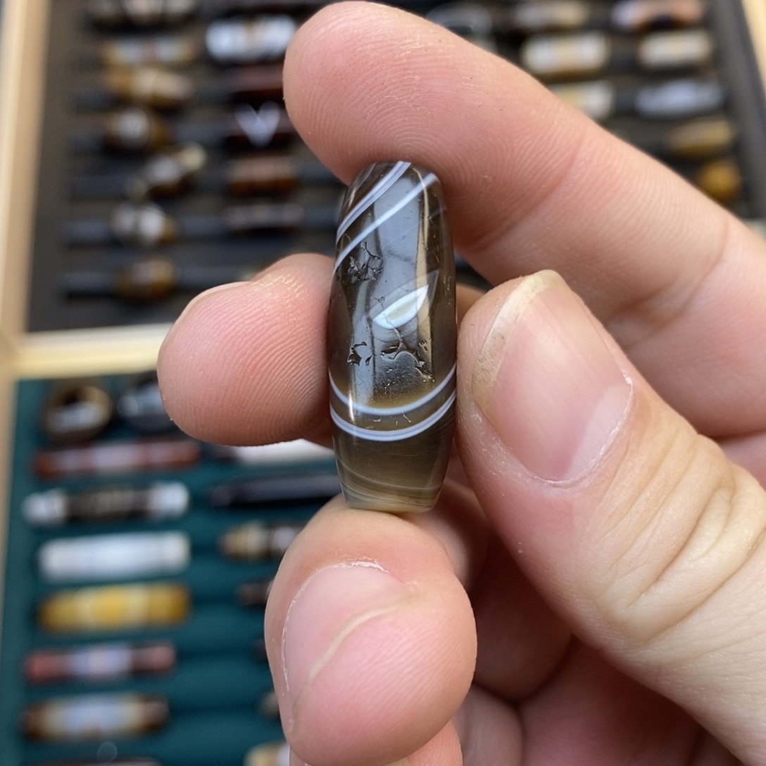 依***哥玛瑙/玉髓未镶嵌颈饰