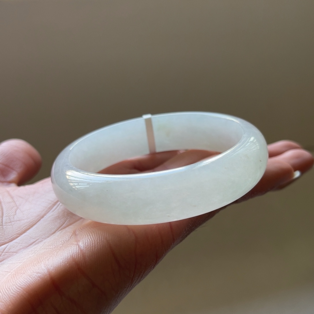 翡翠未镶嵌手镯58.2圈三天鉴赏期