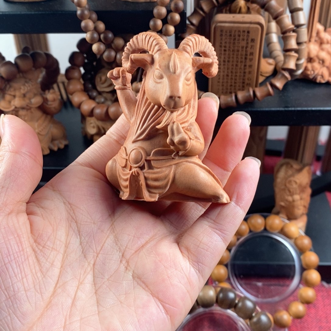 檀香木无事牌老山檀羊摆件5x 6