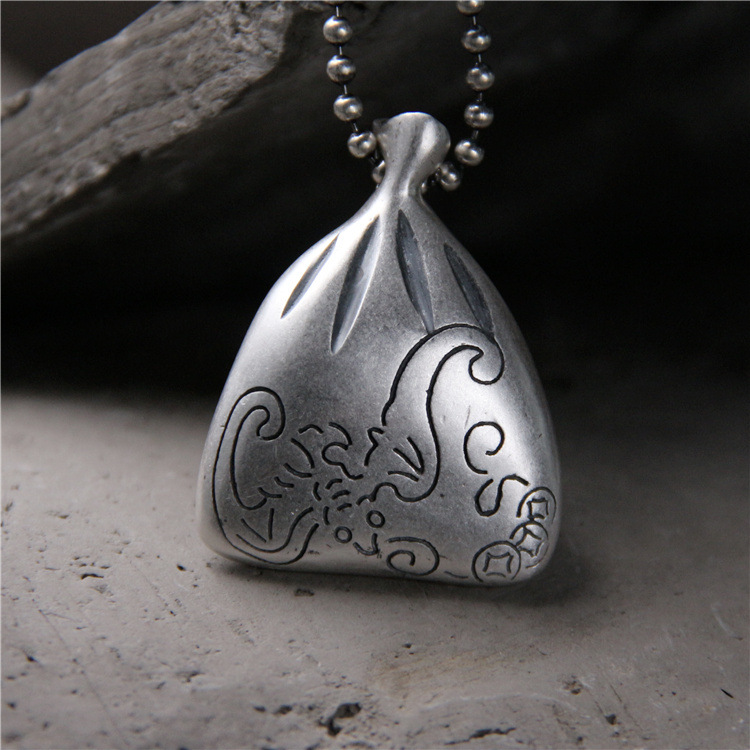 吊坠足银 钱袋鼓鼓S990足银复古做旧毛衣链福袋时尚吊坠挂件男女