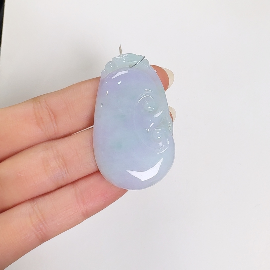 翡翠颈饰未镶嵌如意吊坠